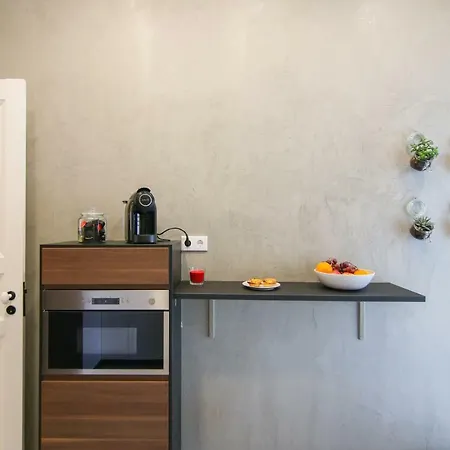 Amazing Fully Renovated In Center * Lisbona