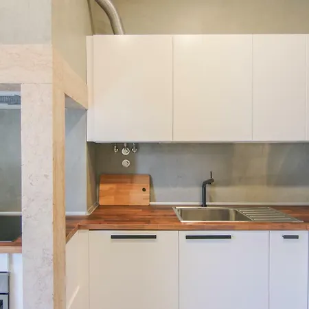 Amazing Fully Renovated In Center Apartment Lissabon